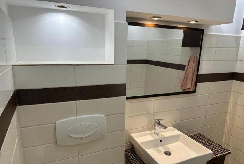 Apartament 3 Camere | Decomandat | Unirii | Centrala Proprie