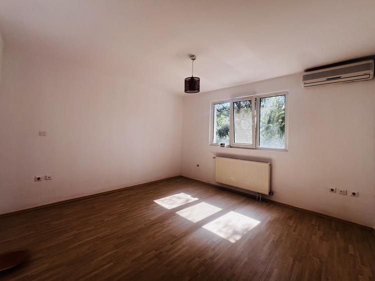 Casa Individuala , 5 camere -218 mp utili -Dumbravita