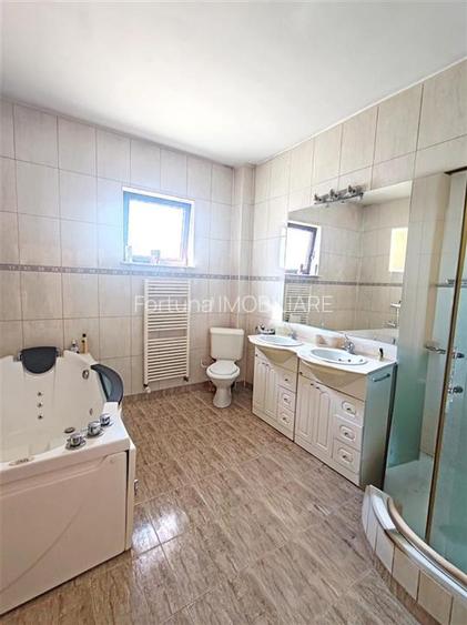 Casa cu structura superba in Harman