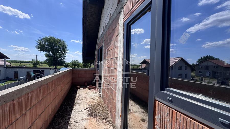 Casa la rosu P+M | Teren 513 mp , Cărpiniș - 10