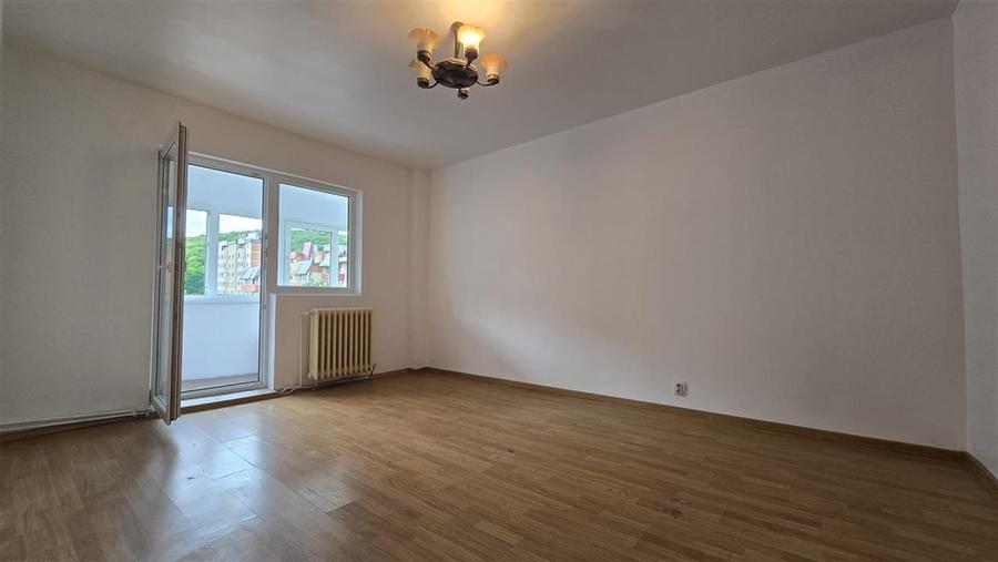 Apartartament 2 camere etaj 3, Racadau