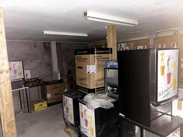 Spatiu comercial| Stefan Cel Mare| Curte 100mp