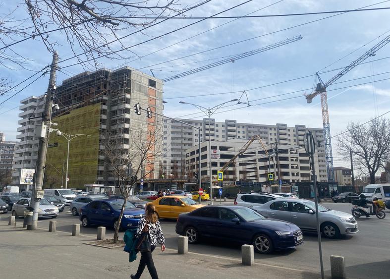 Spatii comerciale de inchiriat pe Bulevardul Iuliu Maniu 141, sector 6