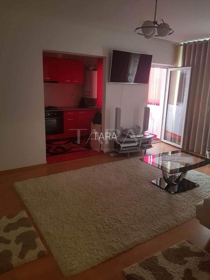 Apartament cu 2 camere si parcare in zona centrala a localitatii