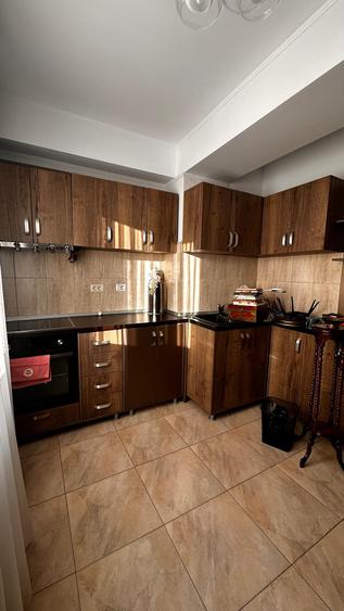Apartament 2 camere et 1 zona Butoaie
