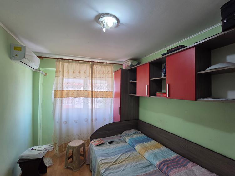 Apartament 3 camere confort 1 etaj 4 ultracentral Adjud
