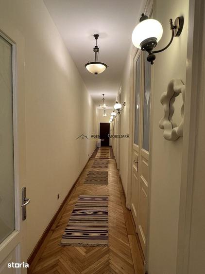 Apartament boem 128 mp | 50 m de Cișmigiu | renovat integral | parcare