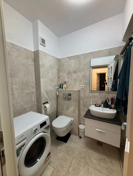 Copou Royal Town-ap.2 camere,mobilat si utilat,et4/10,decomandat,INTABULAT!