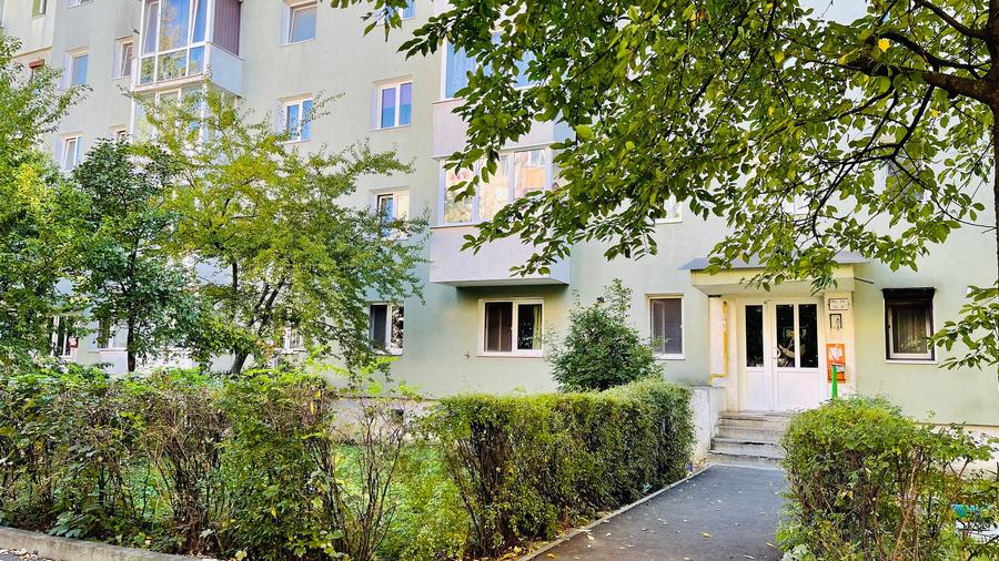 Apartament de vanzare | semidecomandat – Parter | Parcare | Beci – Brașov