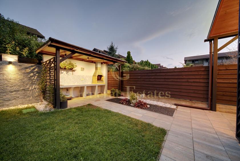 Apartament 3 camere cu 170 mp curte privata - Sanpetru, Brasov