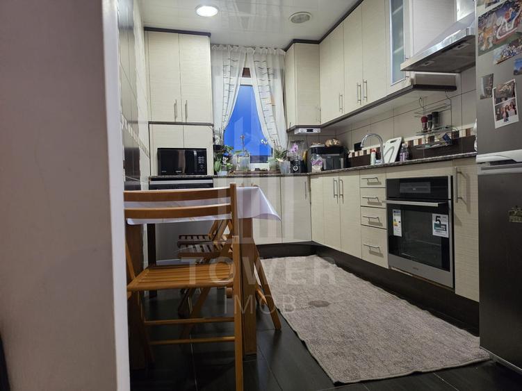 Apartament decomandat 4 camere - Terezian