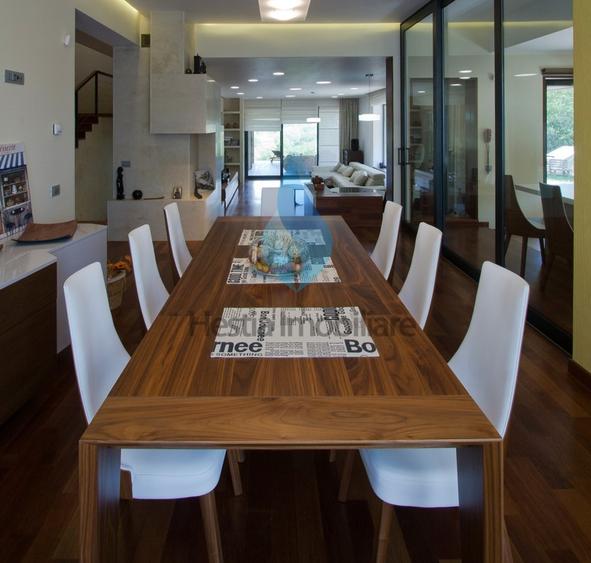 Vila eleganta tip ,,Smart Home", teren 7500 mp,Barnova -Iasi.