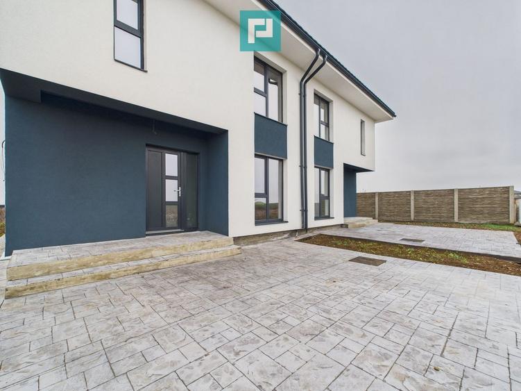Duplex semi-finisat cu 3 camere, 3 băi în Pișchia