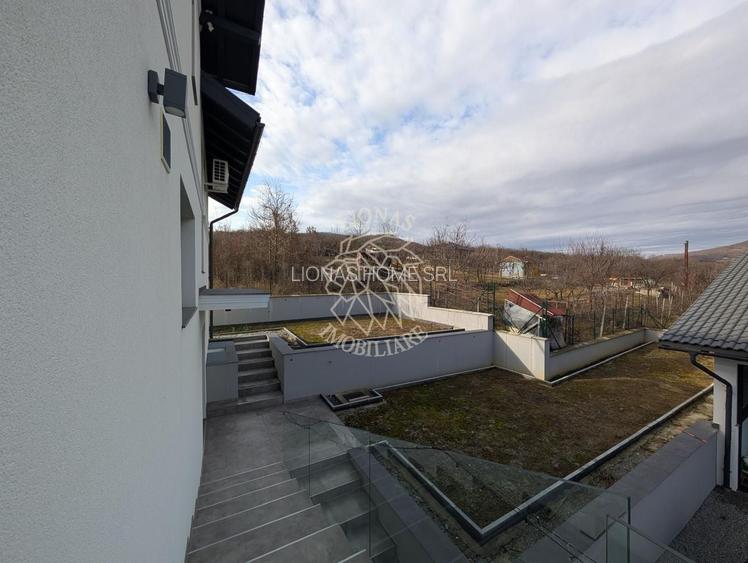 Casa de Lux 378 mp con.-teren 1250 mp-foisor-Valea Rusului - 8