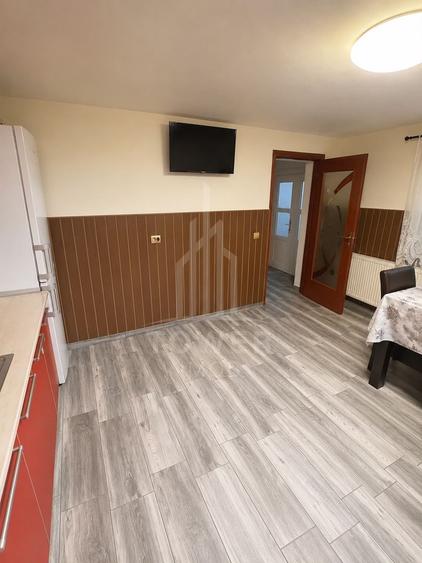 Casă modernă de vânzare în Poplaca – la 10 minute de Sibiu