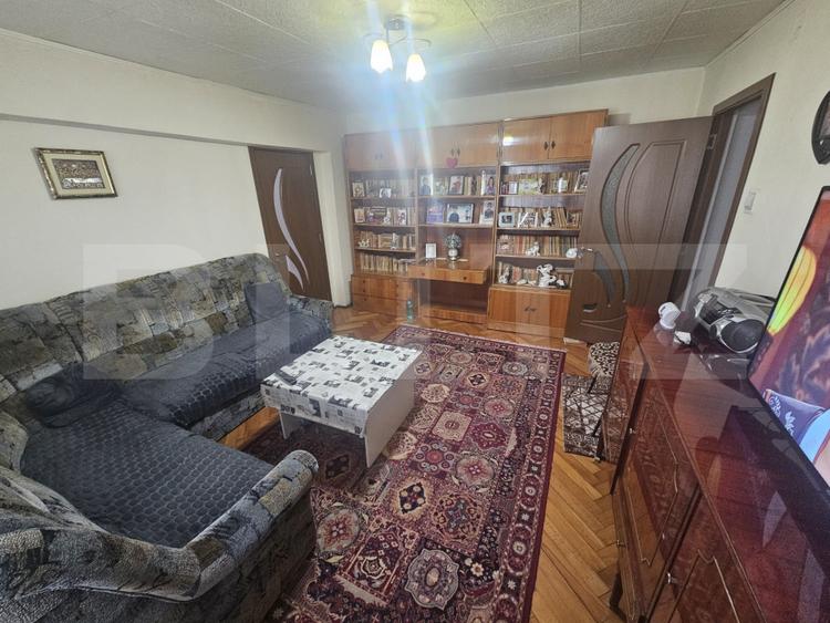Apartament de vanzare 4 camere - Beclean