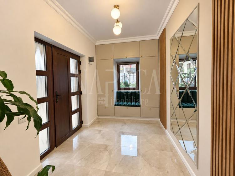 Casa 4 camere de vanzare in Floresti