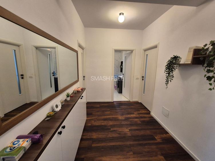 Penthouse 104,97 mp + 192,81 mp terase - piata Sudului