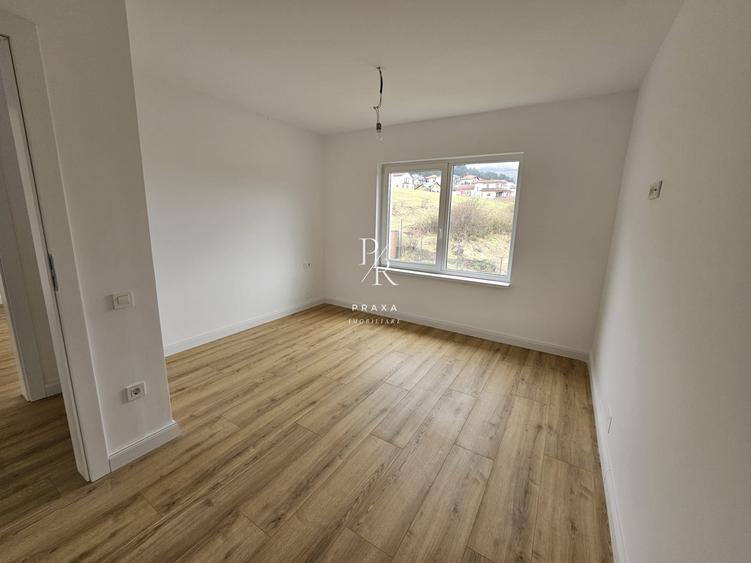 Casa individuala, 120mp, gradina, parcare, finisata, zona strada Crizantemelor!