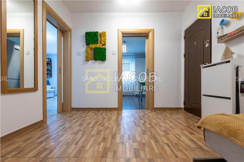 Apartament 3 camere decomandate, central,str. 9 Mai Bacau - 17