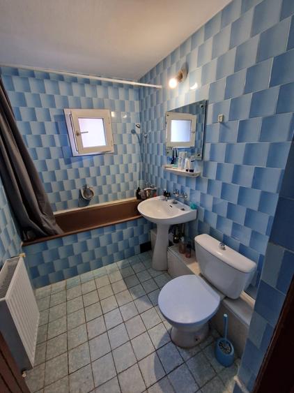 Apartament 3 camere decomandat zona semicentrala