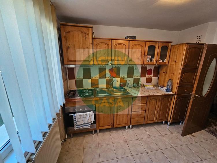 Apartament 3 camere, etaj 1