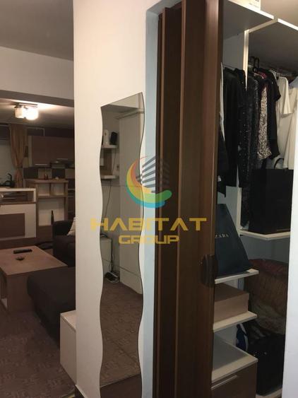 Studio Drumul taberei Bloc Nou Geam la baie