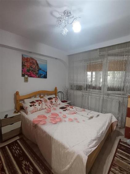 2 camere Mobilat si Utilat, parter cu balcon, Garii
