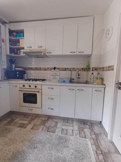 EXCLUSIV KM 5 2 CAMERE,LUX 51 MP PRET 108000 EURO