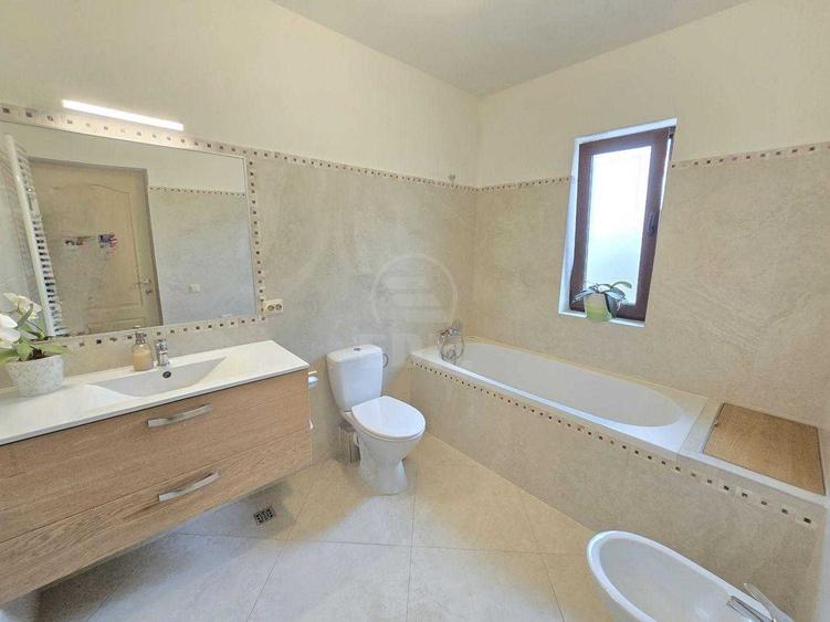 Casa tip Duplex zona Narciselor