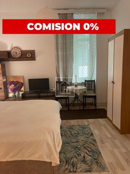 Garsoniera la vila, parter inalt, curte comuna in Parcul Sub Arini.