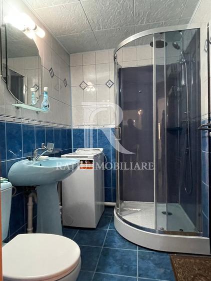 Apartament cu 3 camere | Decomandat | Parcare | Nufărul | Oradea
