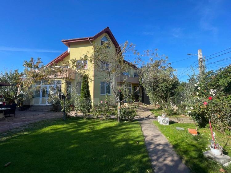Casa P+E+M, 310 mp utili, 550 mp teren, Drumul Muntenilor