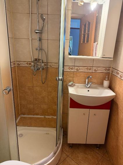 Apartament renovat complet cu 2 balcoane incise