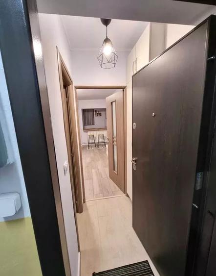 Garsonieră Renovată Complet - Nicolina 1 - Aproape de Centru