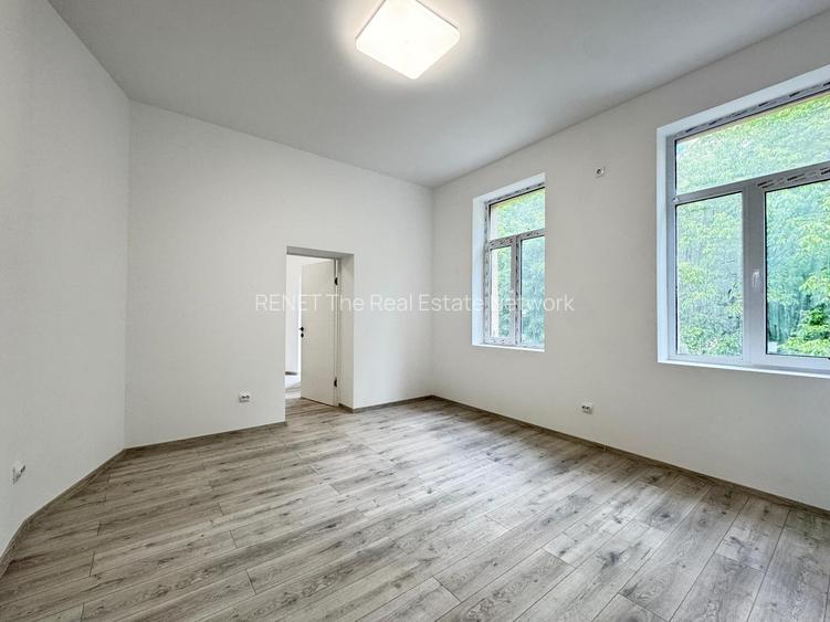 Spațiu renovat lângă Mitropolie | pretabil birouri | etaj 1 - 9