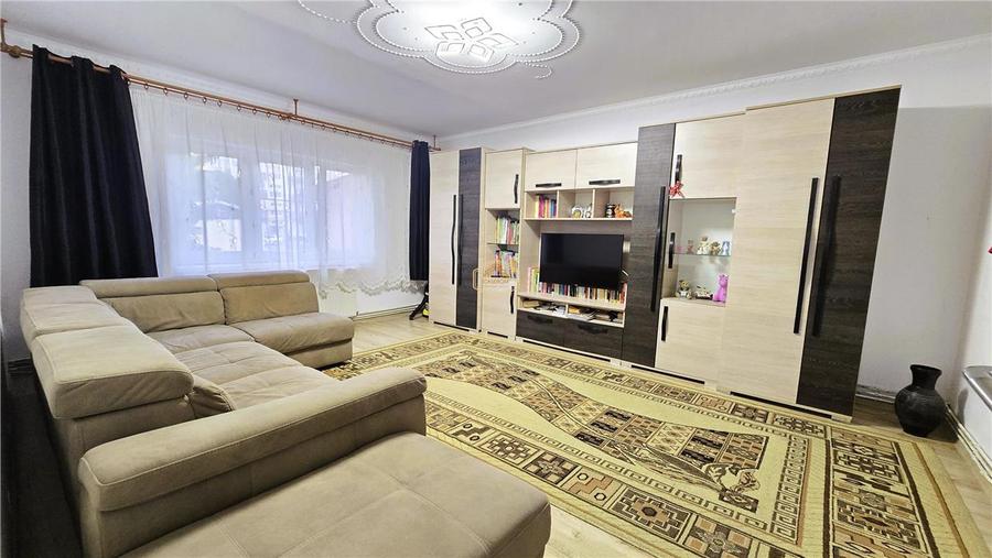VIDEO | Parc UFO | Apartament decomandat cu 3 camere - 79 m² in Micro 17