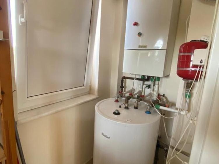 Închiriere Apartament 4 camere în Băneasa