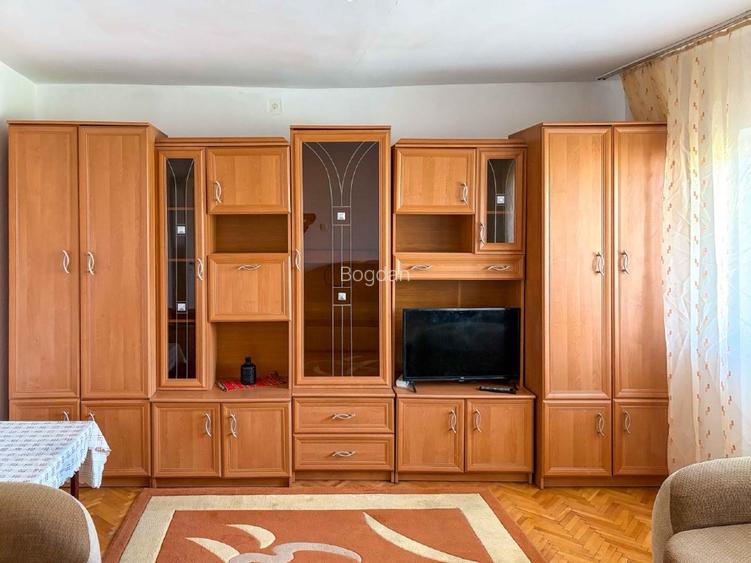 proprietar inchiriez apartament 3 camere Girocului