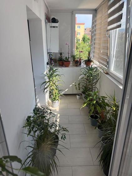 Apartament 3 camere | renovat integral | decomandat