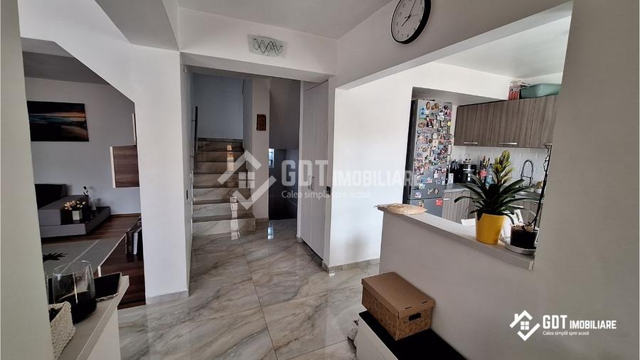 Casă individuală în Bungard, teren aprox. 400 mp, garaj și pivniță