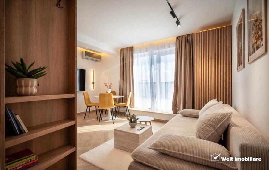 Doua apartamente moderne, Intre Lacuri
