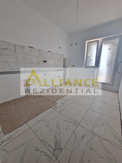 Young Residence 2 cam 64 mp la 10 min metrou