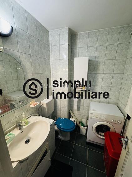 3 decomandate, centrala, 1 Mai - 110 000 Euro