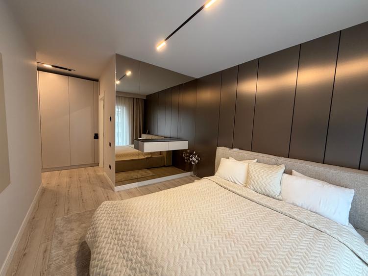 Apartament cu vedere la lac în GranVia Lake,mobilat complet,parcare inclusă