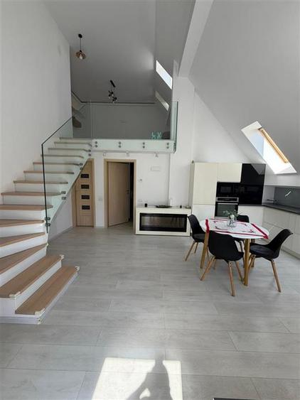 Apartament 3 Camere, Tractorul-Coresi