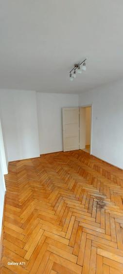 2 camere strada Horea, aproape de centru