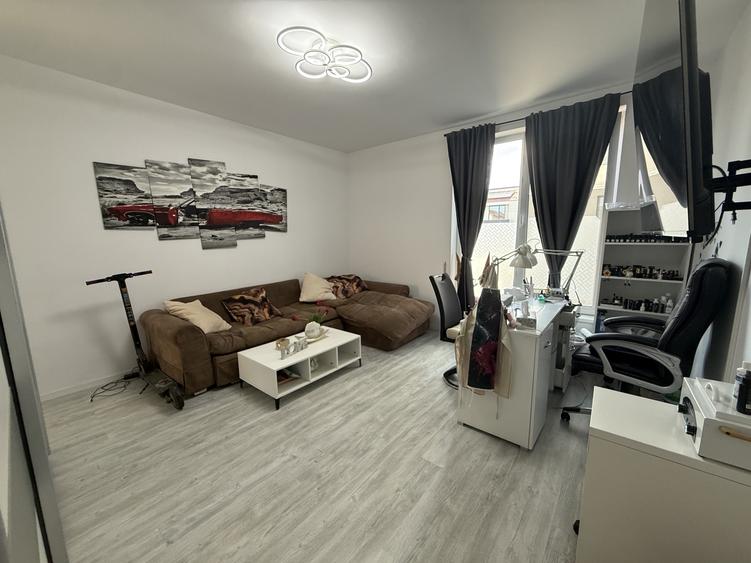 Apartament 2 camere, decomandat cu gradina de 45 mp - Giroc