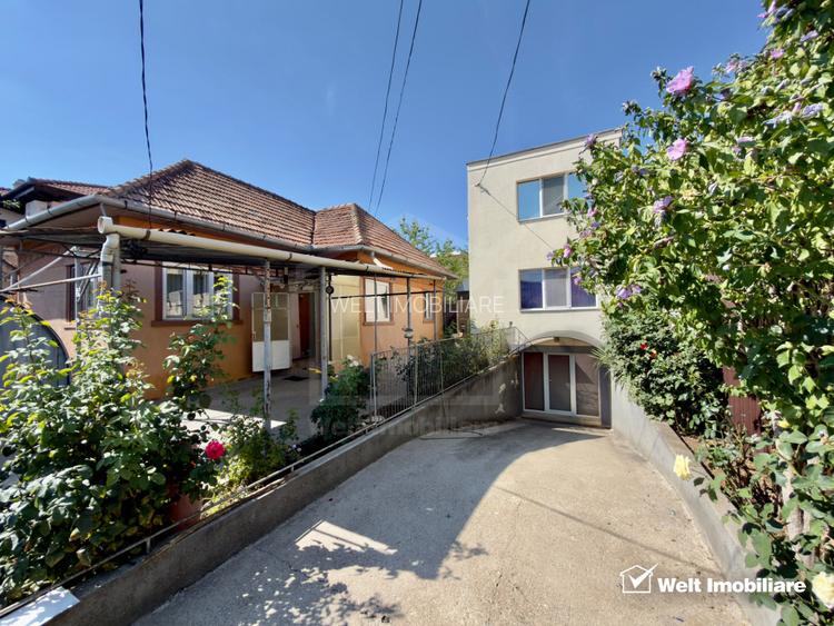 2 Case l Intre Lacuri l 450 mp teren l Jiului