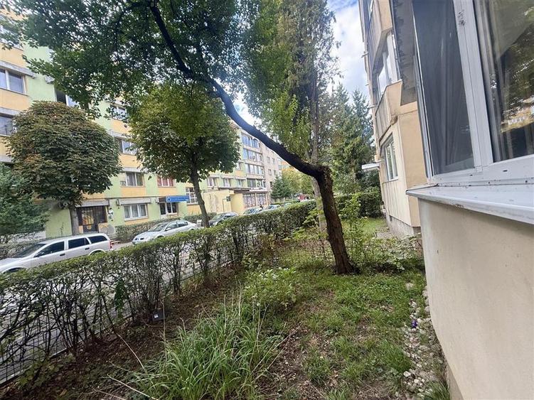 Apartament 2 Camere, Decomandat, Parcare, Astra Brasov